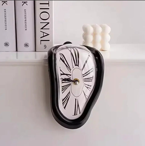 Melting Clock - 3